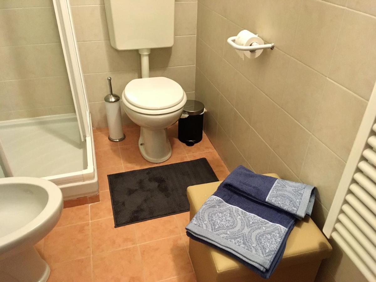 Studio Flat Close To Terme Sirmione Luaran gambar